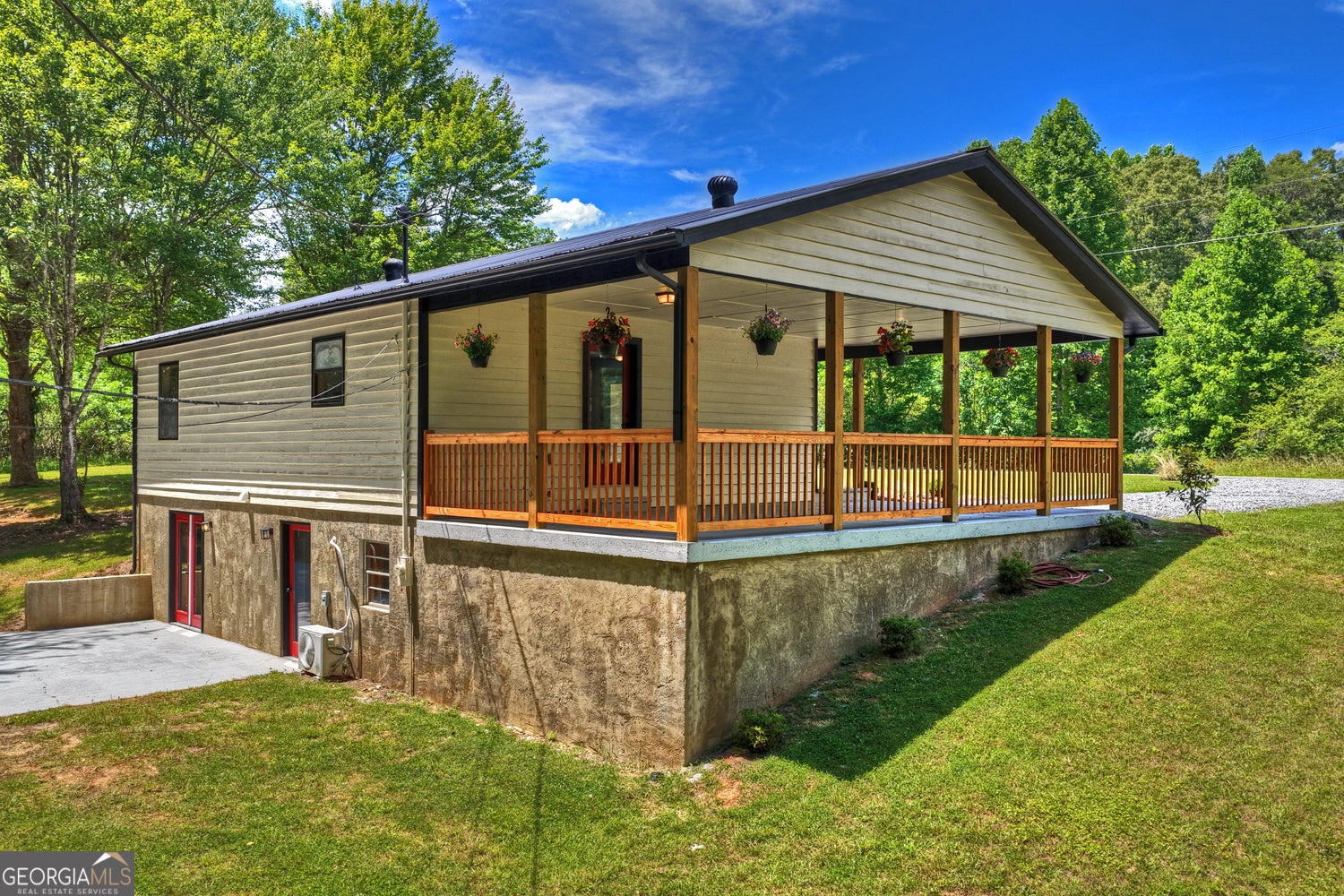 569 Number 20 Mine RD