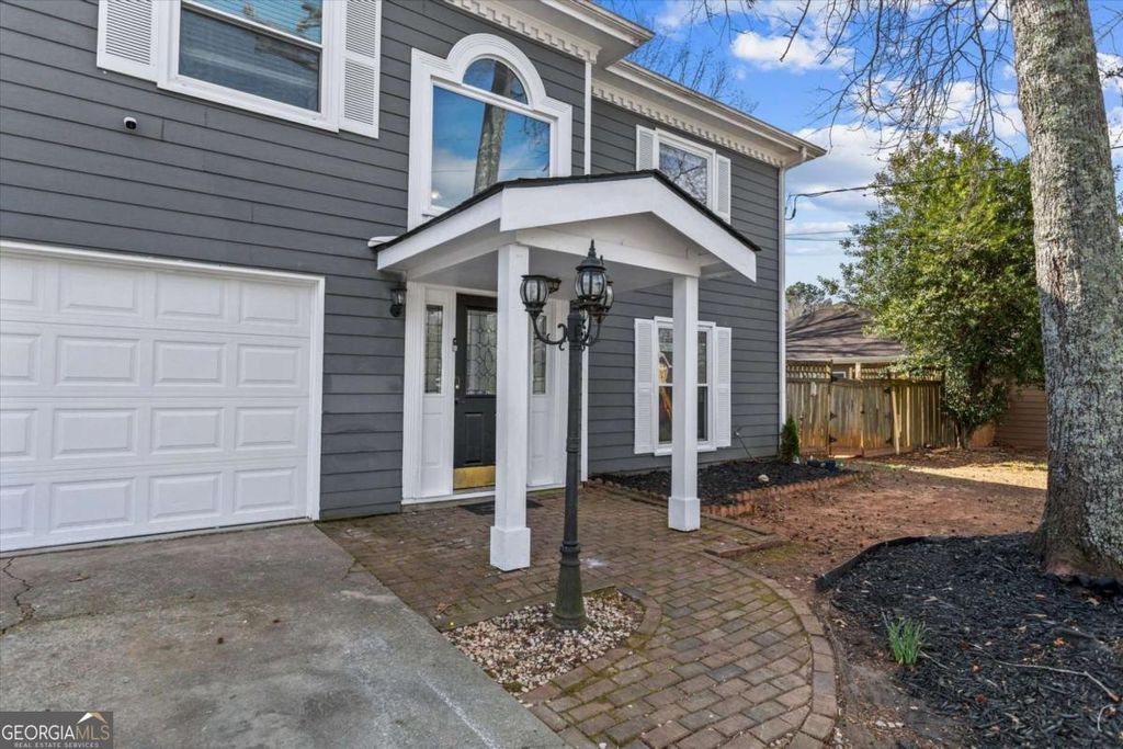 Photo of 870 Hounds Ridge Court, Lawrenceville, GA 30043 (MLS # 10712073)