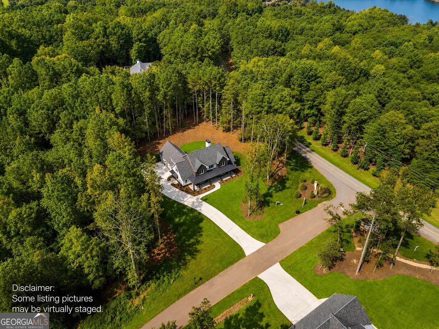 37 Alcovy Springs DR