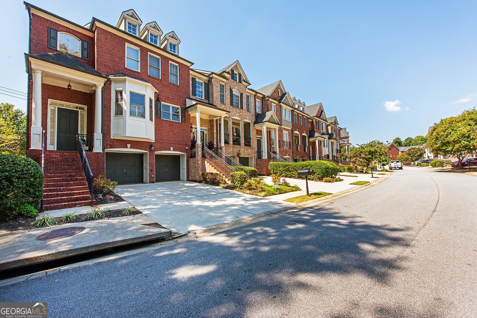 3028 Montclair CIR SE