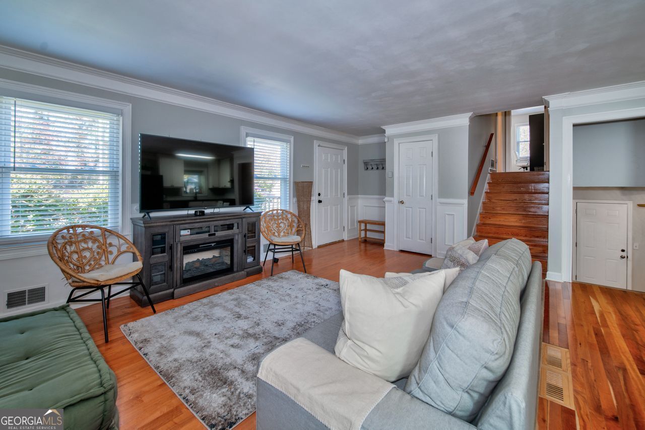 3700 ASHLEY WOODS DR