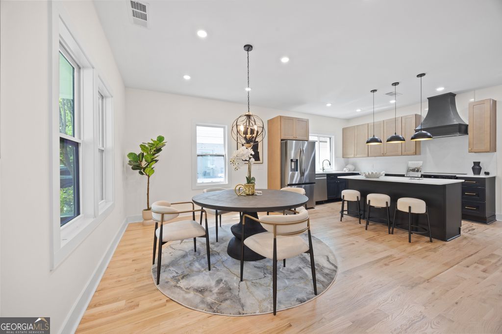 Photo of 1655 Westwood Avenue SW, Atlanta, GA 30310 (MLS # 10737408)