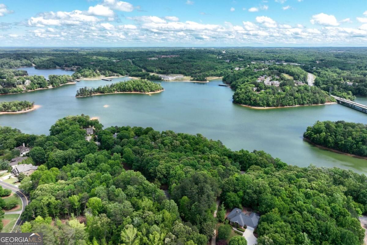 206 Lake Pointe DR