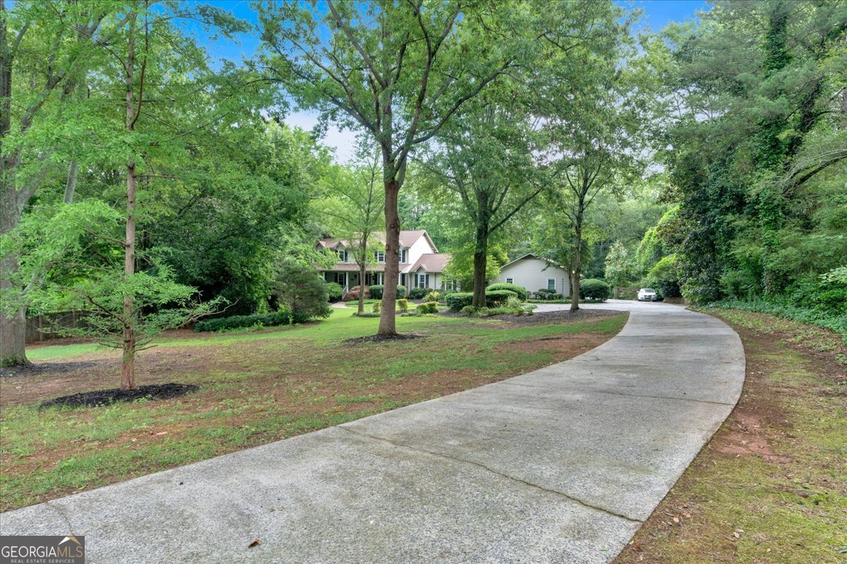 3656 Ebenezer RD
