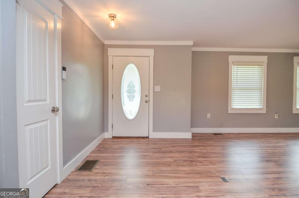 204 Caboose LN