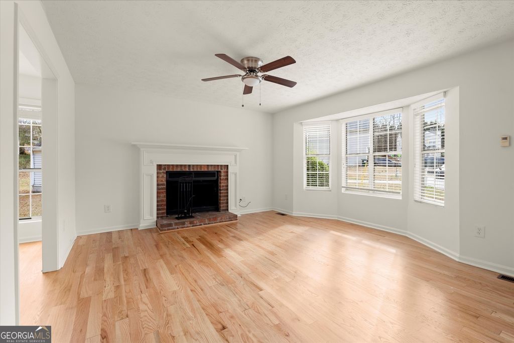 Photo of 5984 Brookside Court SE, Mableton, GA 30126 (MLS # 10675191)