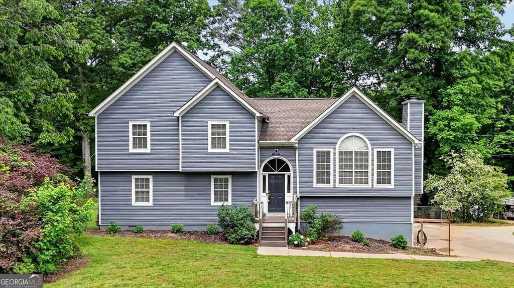 Photo of 980 Woodvalley Drive, Canton, GA 30115 (MLS # 10757686)