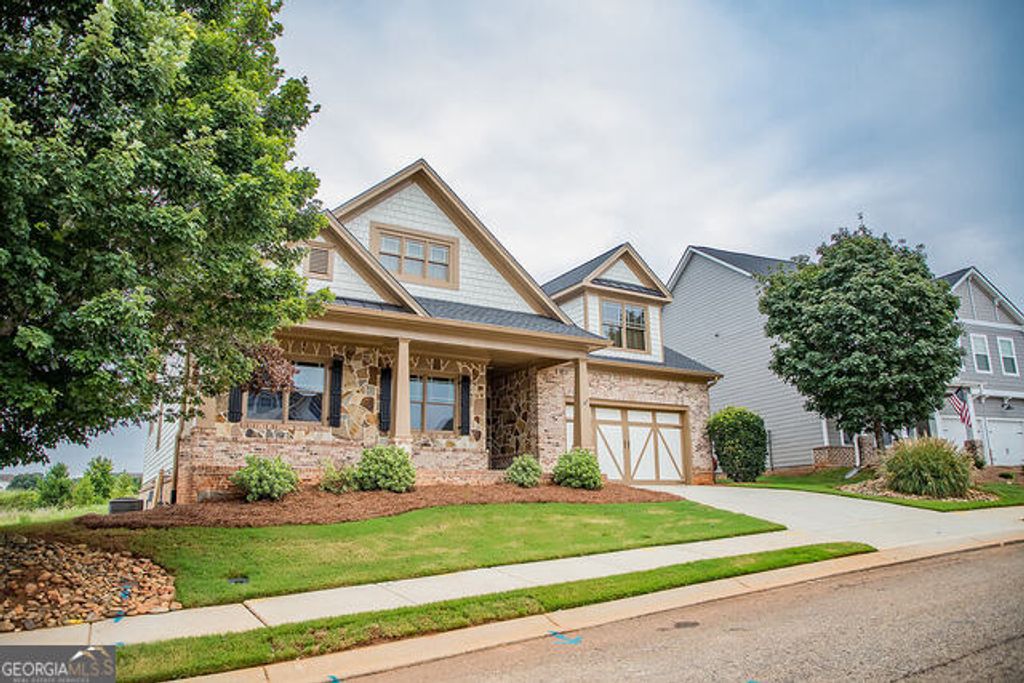 Photo of 1211 Hawthorne Circle, Madison, GA 30650 (MLS # 10632679)