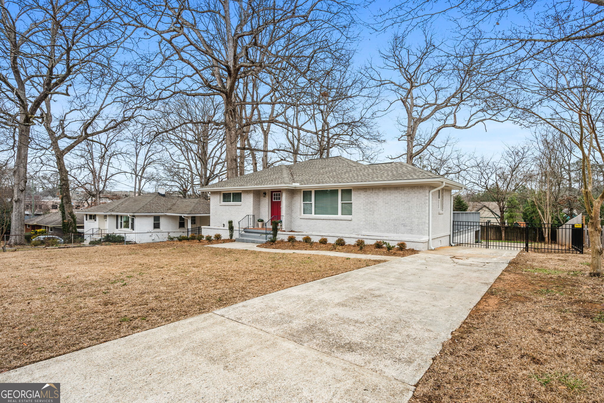 3215 Concord CIR SE
