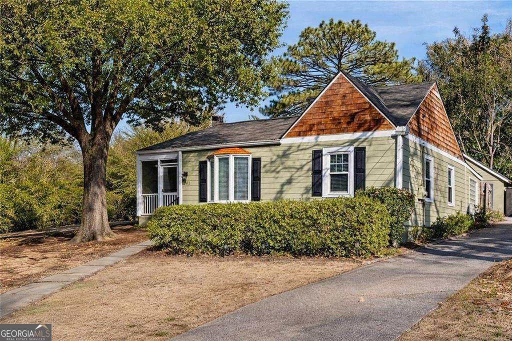 Photo of 1471 Hawthorne Avenue NW, Atlanta, GA 30309 (MLS # 10685123)