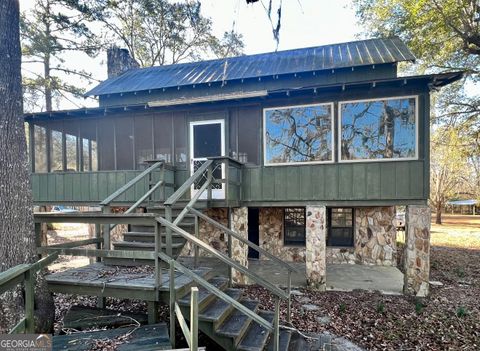 A home in Baxley