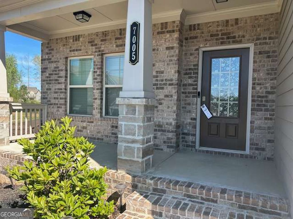 Photo of 7005 Branch Creek Cove, Flowery Branch, GA 30542 (MLS # 10730533)