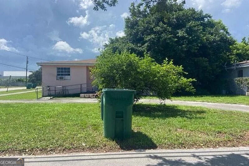 801 NW 96th ST
