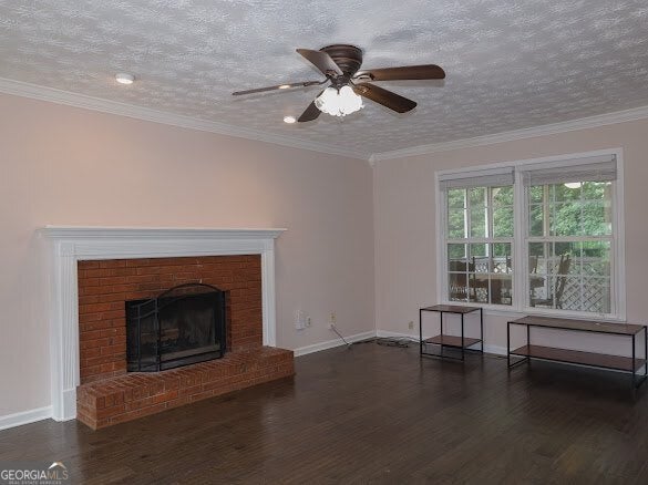 662 Golden Brook CT