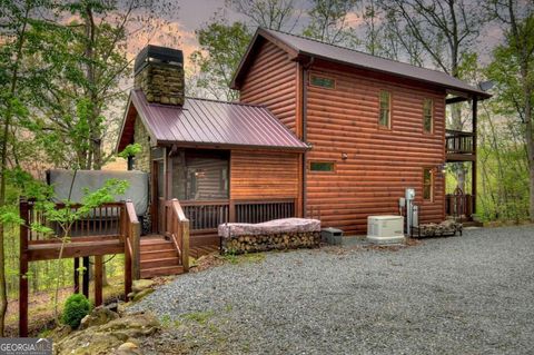 A home in Mineral Bluff