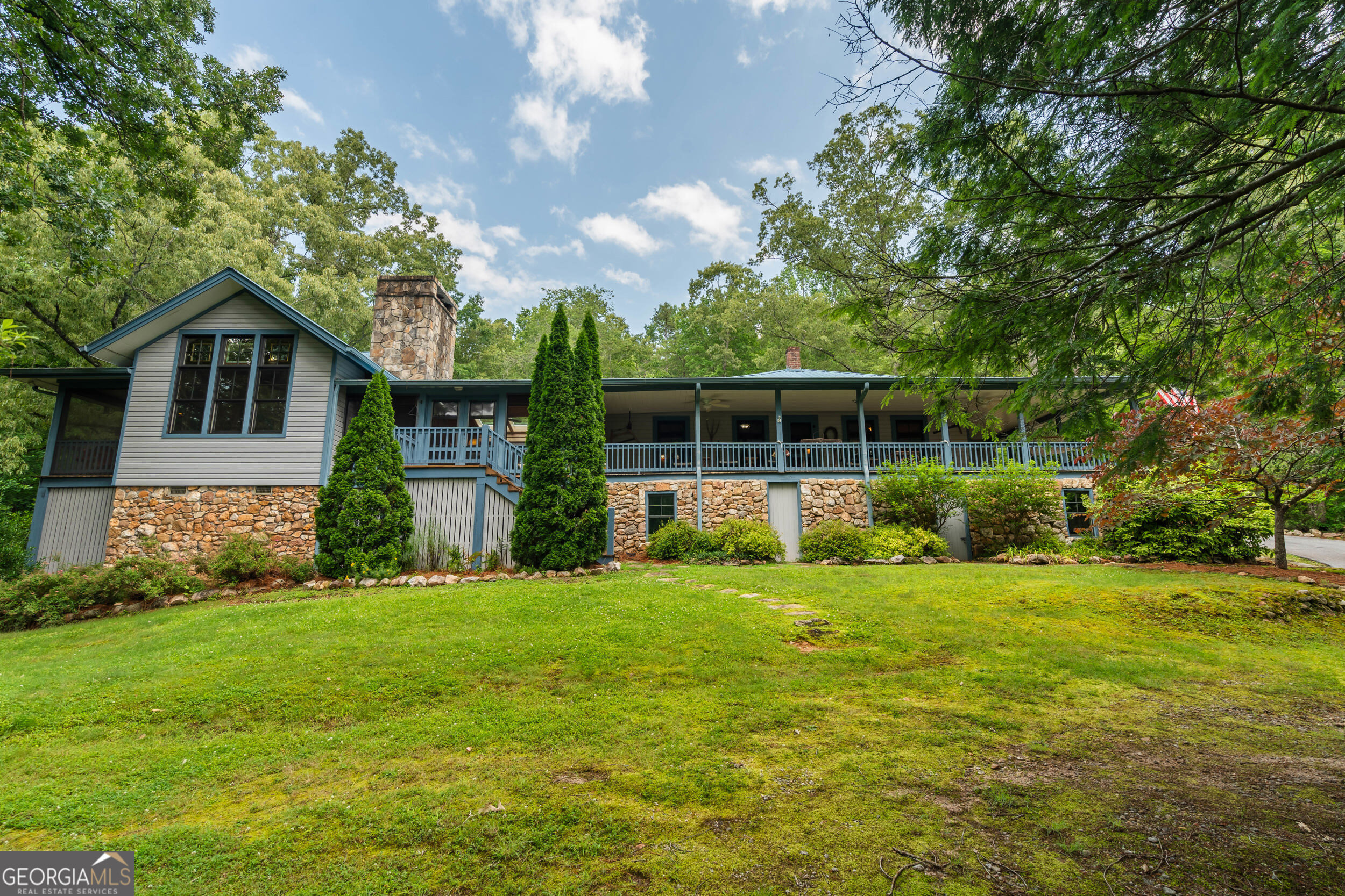 63 + 84 Loudermilk LN