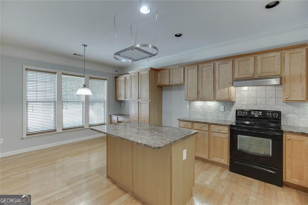 5130 Princess LN