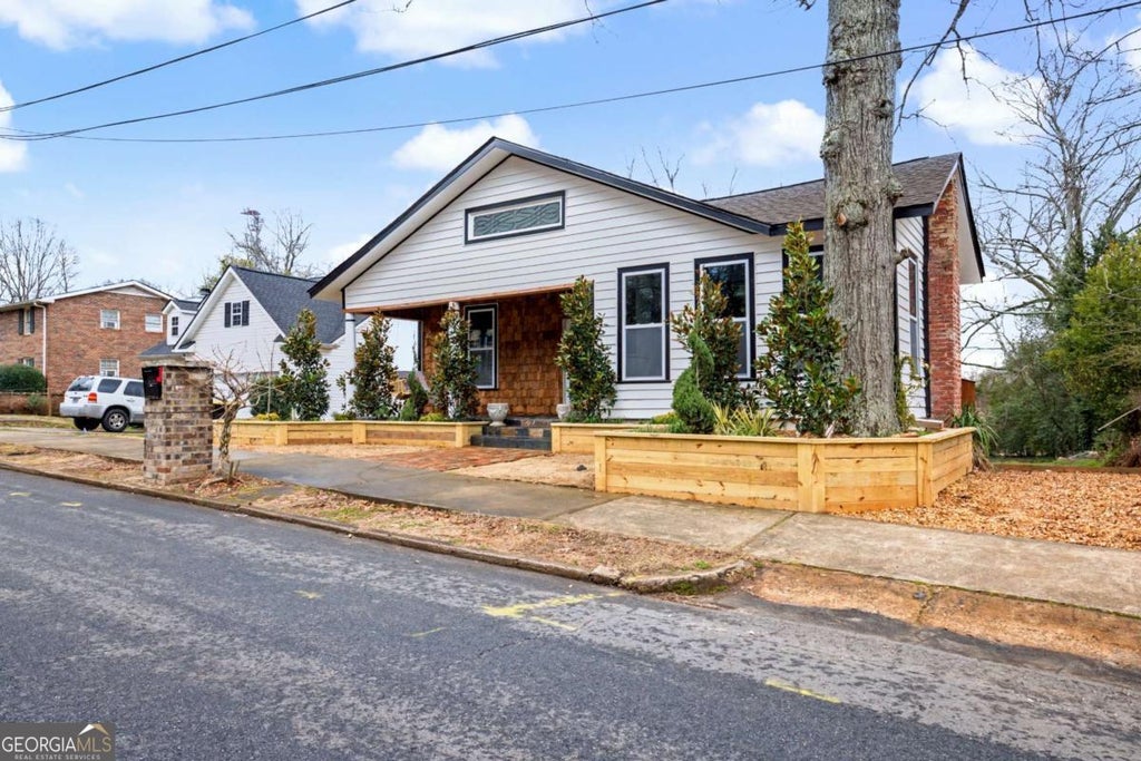 Photo of 68 Spring Street, Newnan, GA 30263 (MLS # 10804675)