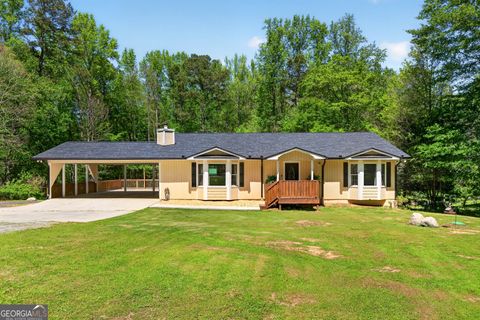 208 Thompson RD Tyrone GA 30290