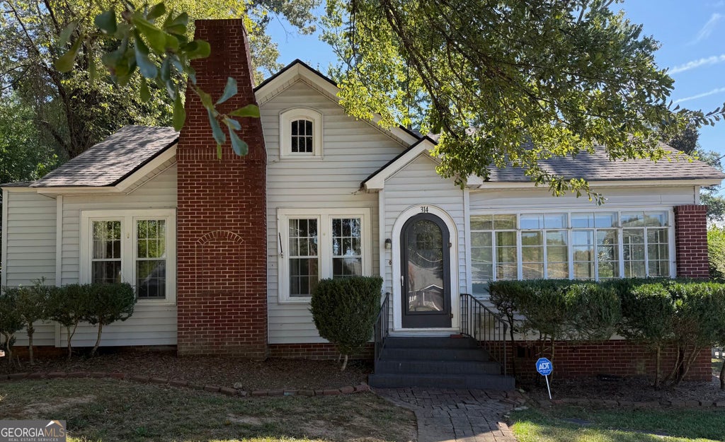 Photo of 314 E 11th Street SE, Rome, GA 30161 (MLS # 10871429)