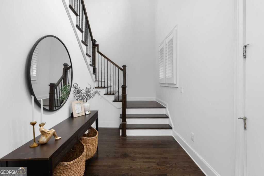 Photo of 5391 Whitaker St, Peachtree Corners, GA 30092 (MLS # 10726071)