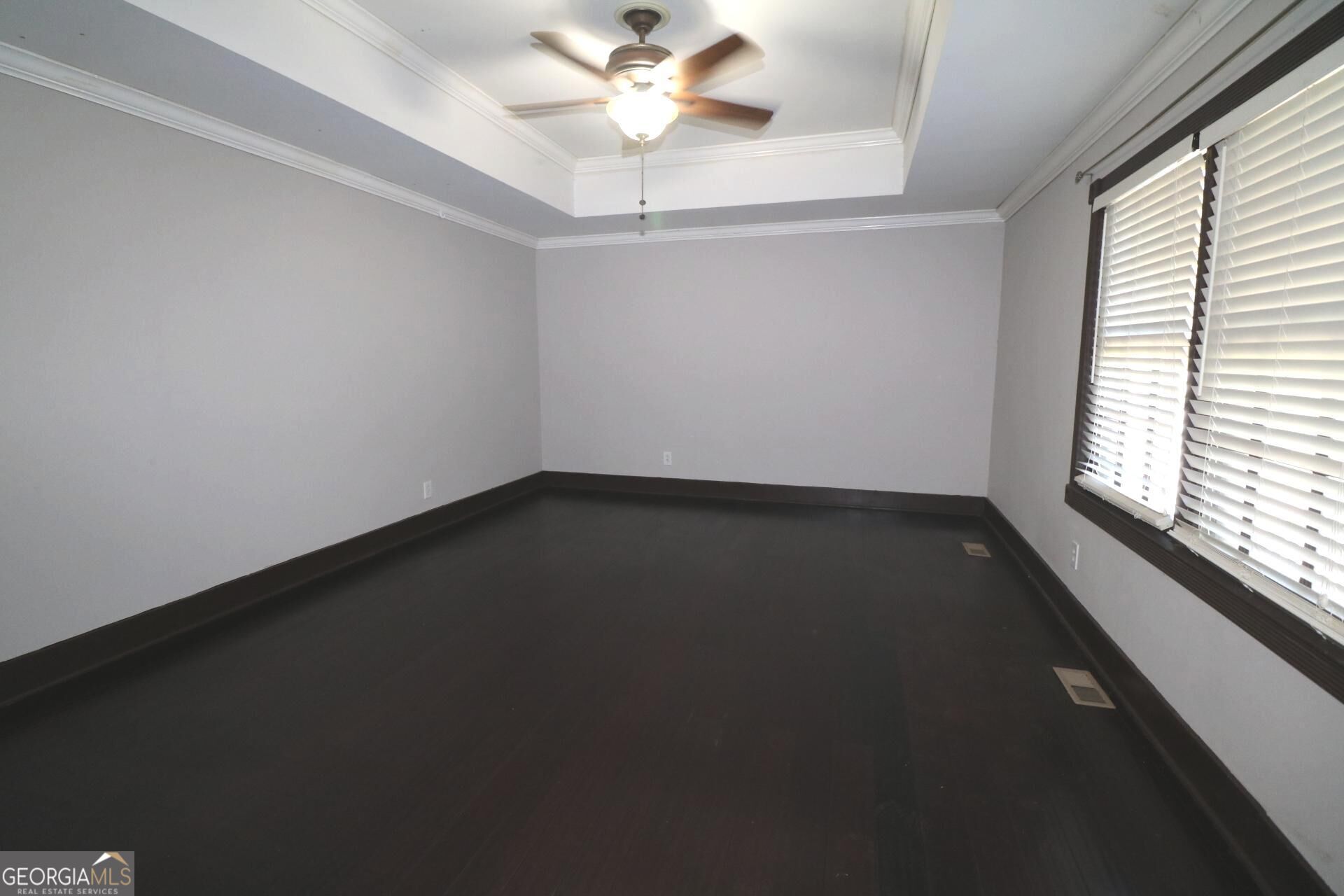 351 Mundys Mill RD