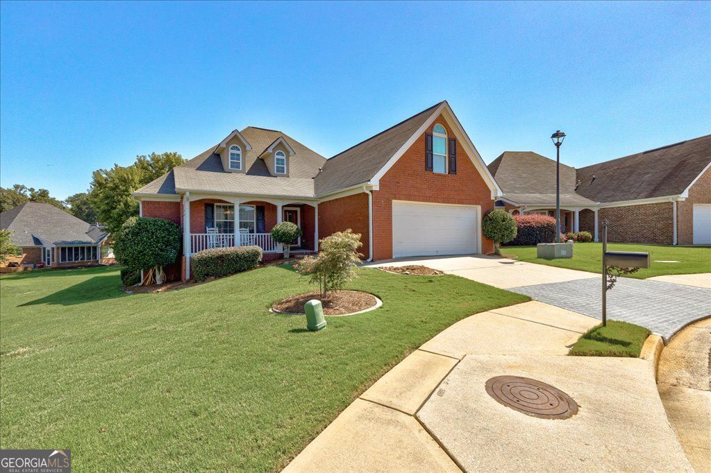 Photo of 415 Gracious Way, McDonough, GA 30253 (MLS # 10733596)