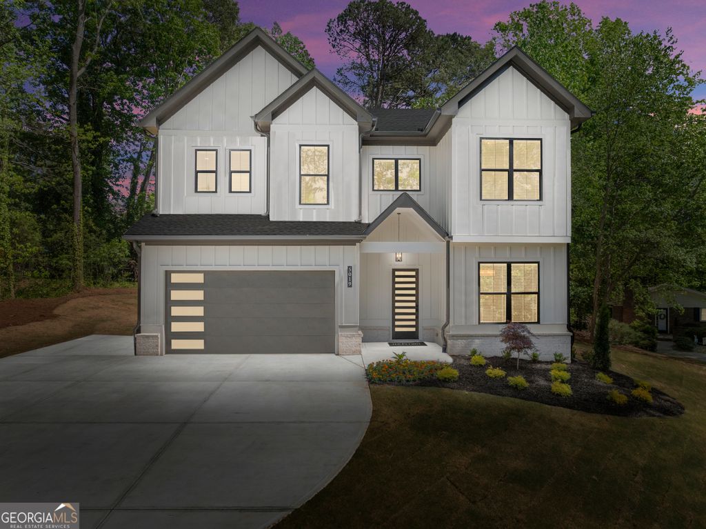 Photo of 5019 Nichols Drive, Flowery Branch, GA 30542 (MLS # 10767144)