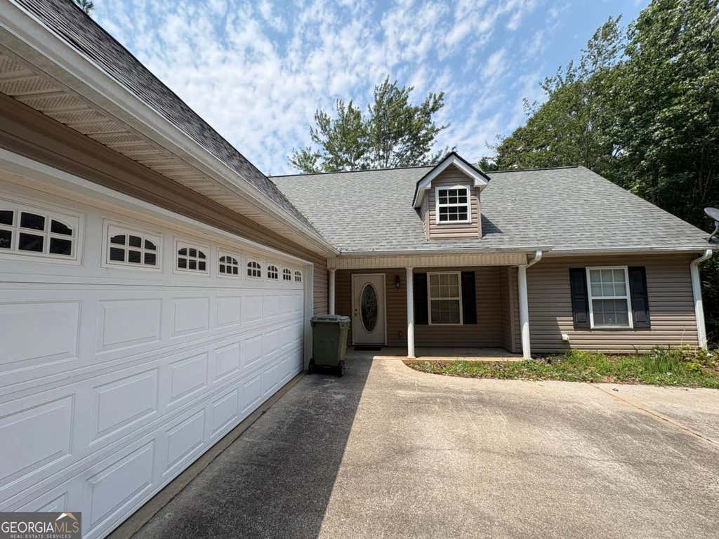 Photo of 205 Boulevard Street, Cleveland, GA 30528 (MLS # 10818221)