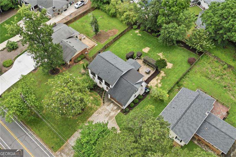 1649 Womack RD