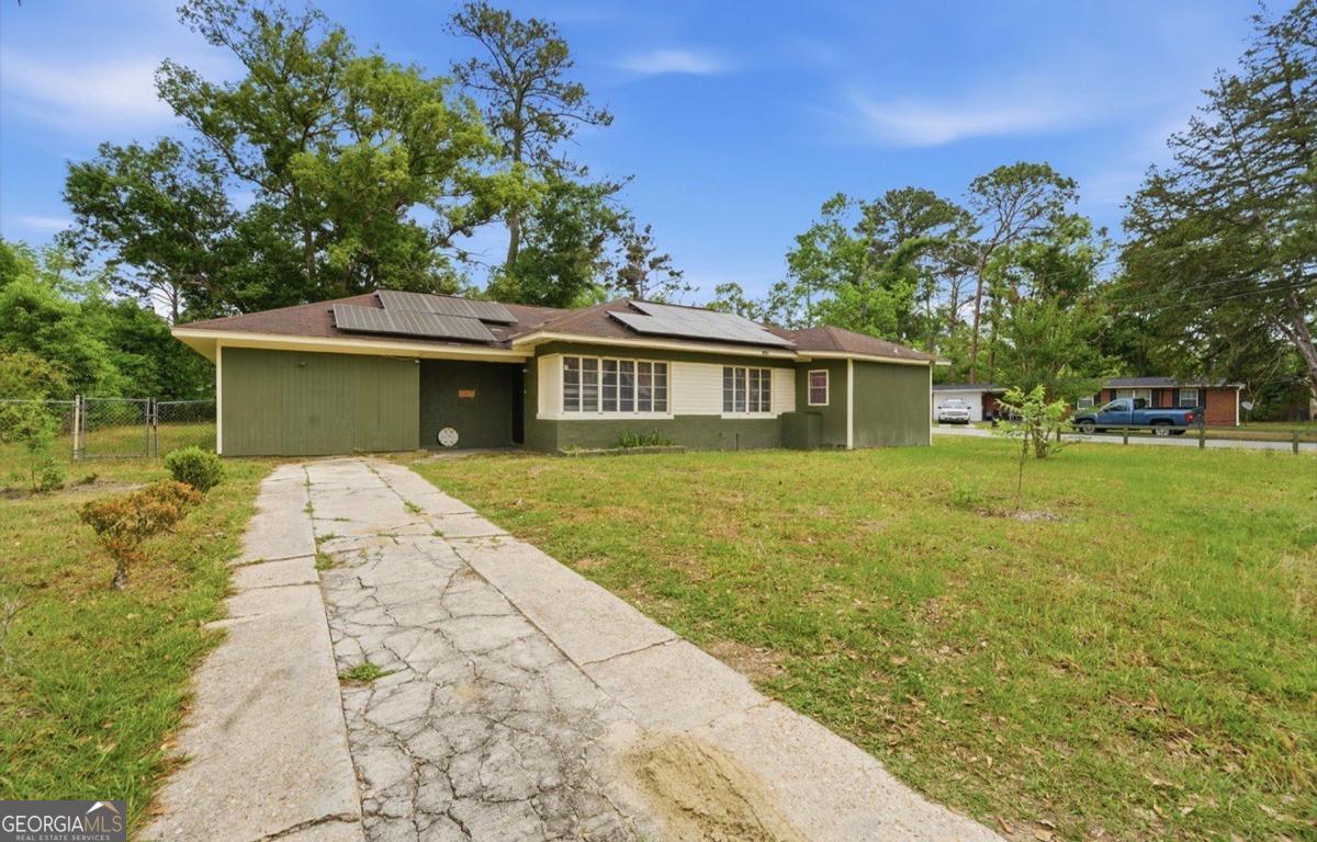 1406 Leone AVE