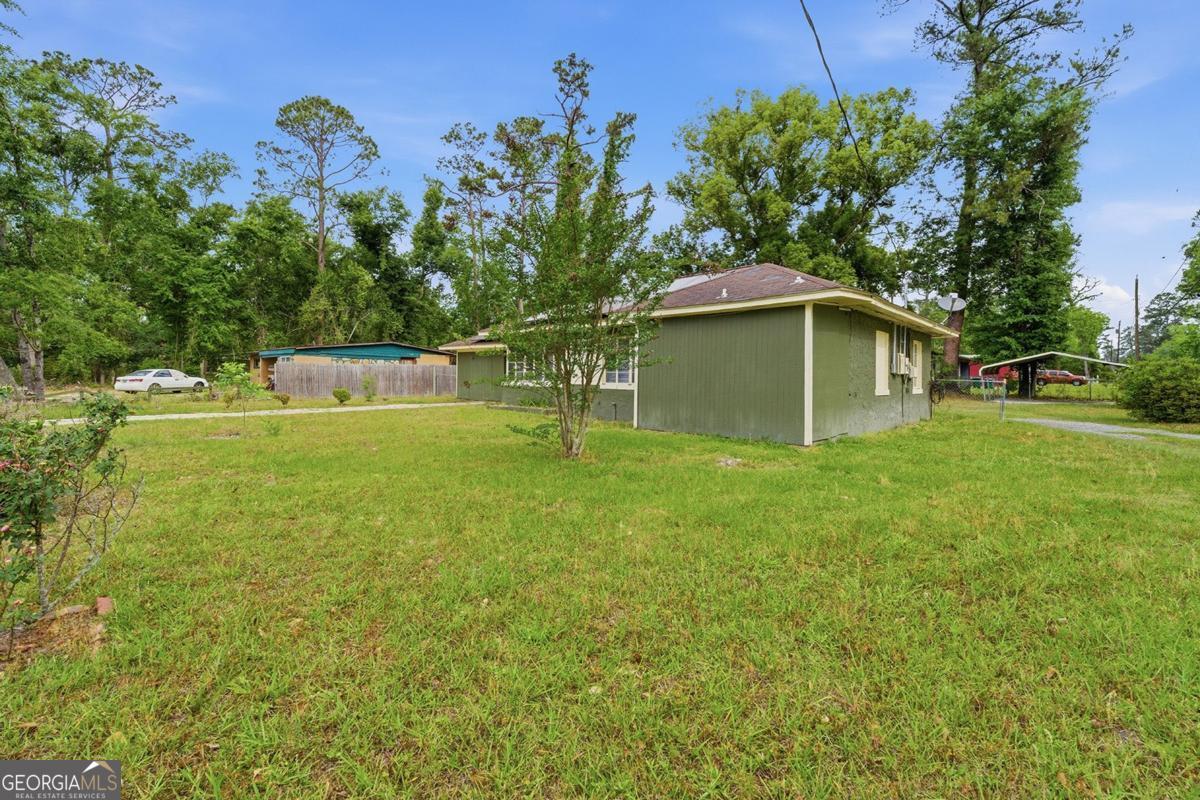 1406 Leone AVE
