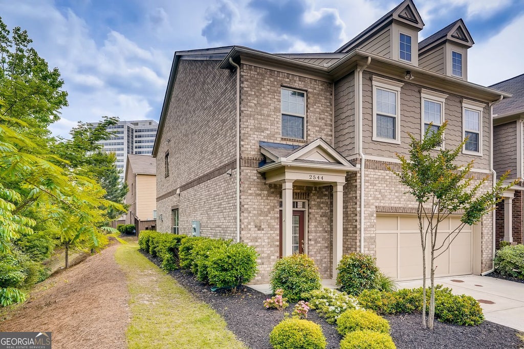 Photo of 2544 Josselyn Lane SE, Smyrna, GA 30080 (MLS # 10874440)