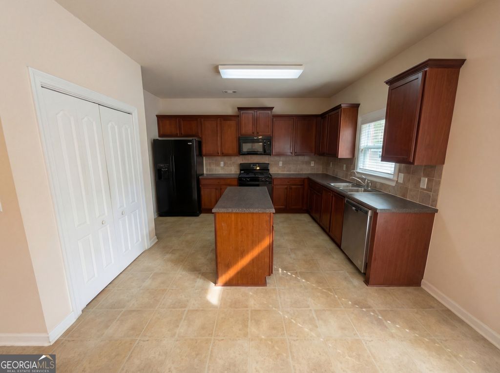 Photo of 1430 Ethans Way, McDonough, GA 30252 (MLS # 10695105)