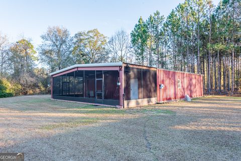 A home in Blackshear