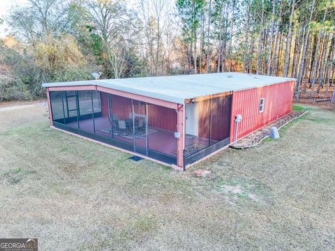 A home in Blackshear