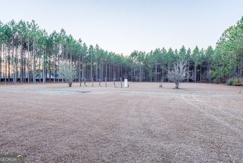 A home in Blackshear