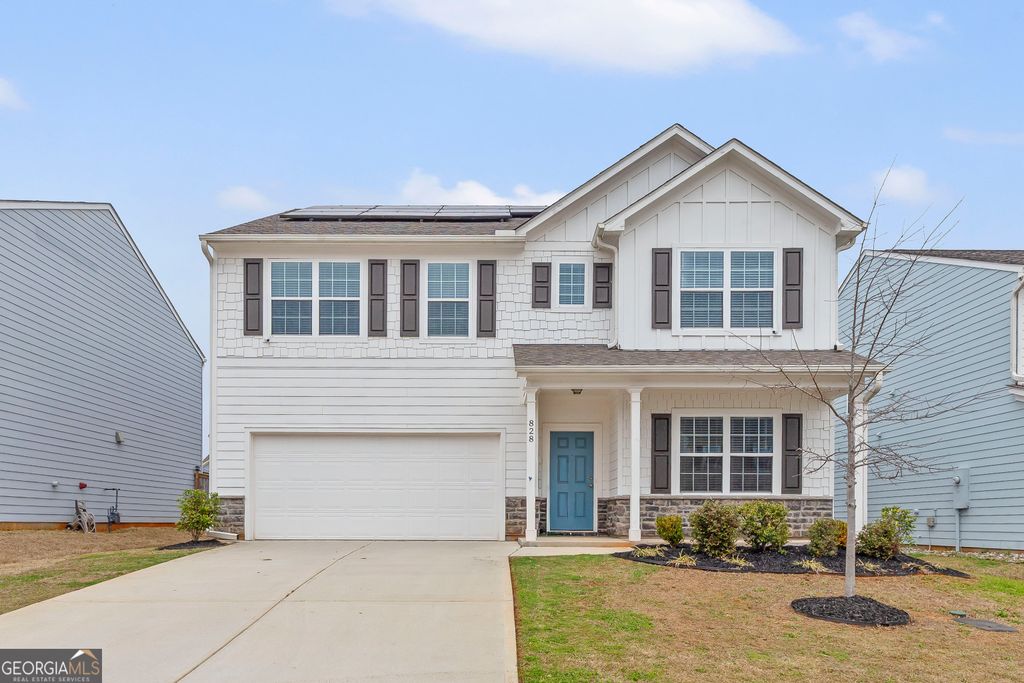 Photo of 828 Royal Red Court, McDonough, GA 30253 (MLS # 10704592)