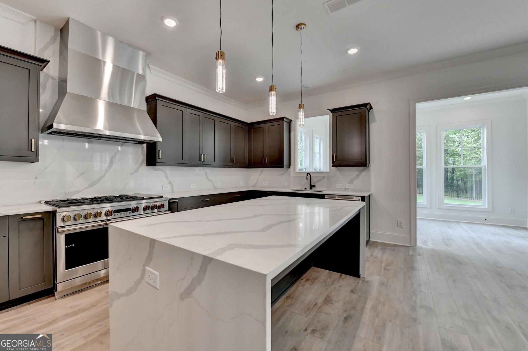 11305 Knollwood Bend