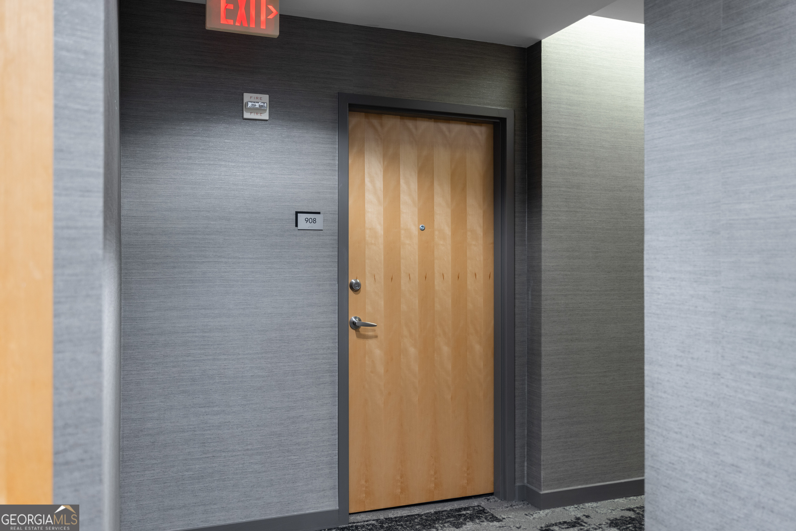 400 W Peachtree ST NW 908