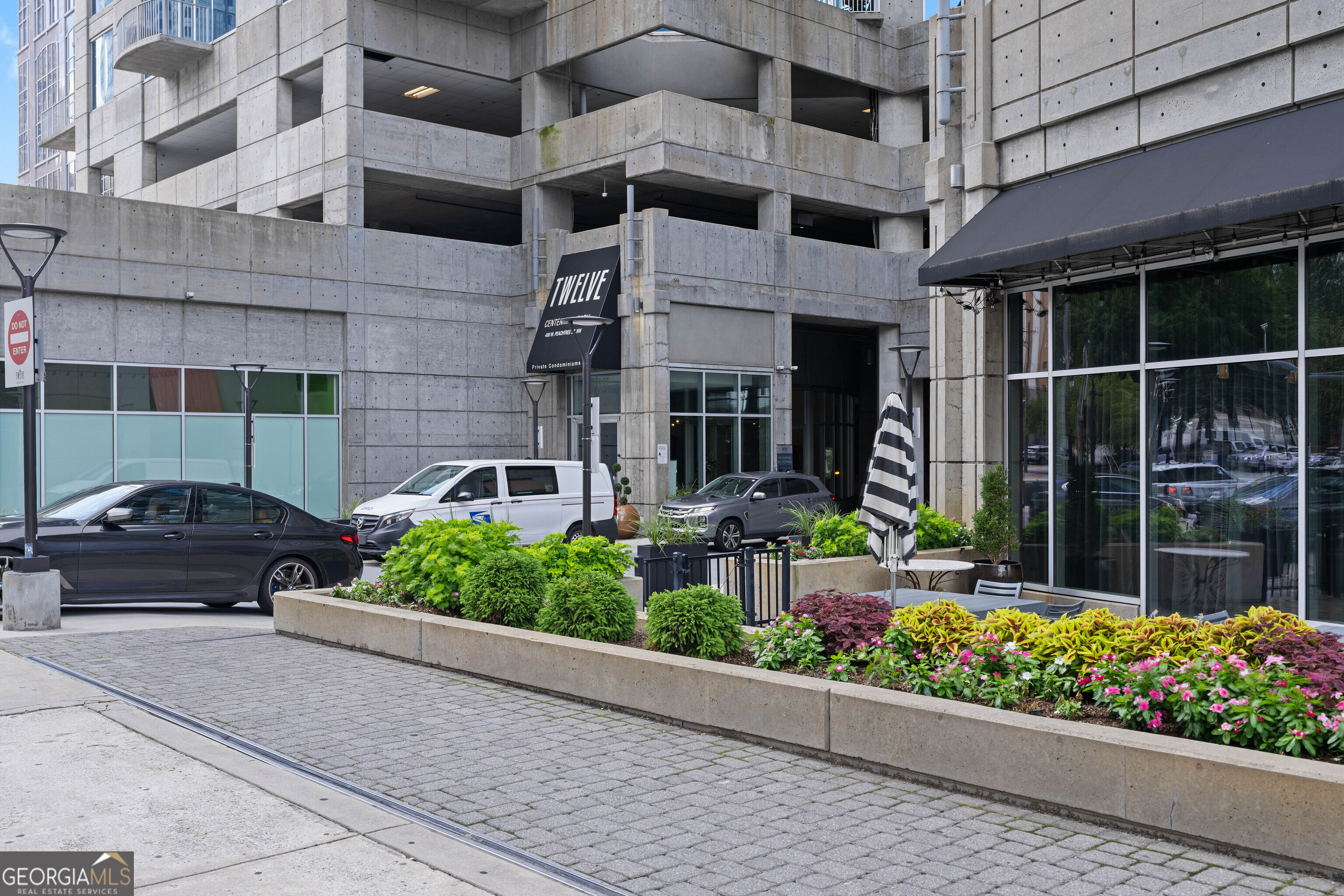 400 W Peachtree ST NW 908