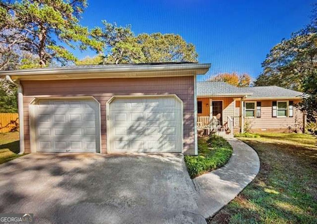 Photo of 1963 Carriage Way, Lawrenceville, GA 30043 (MLS # 10726578)
