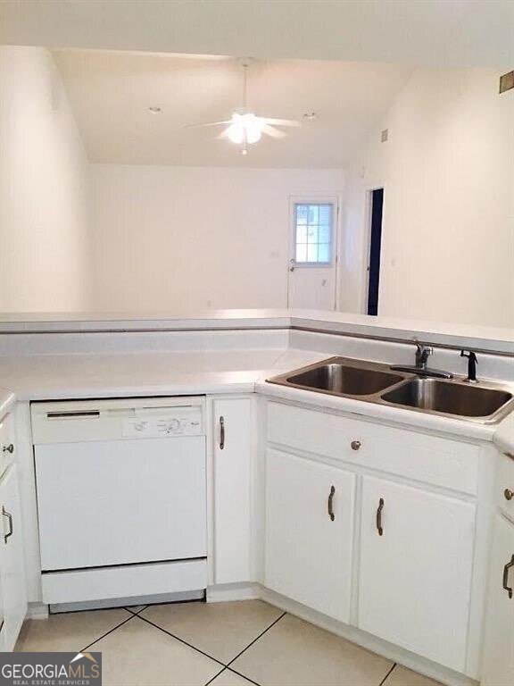 Brunswick, Georgia 31520, United States, 6 Bedrooms Bedrooms, ,4 BathroomsBathrooms,Residential,Active,86792