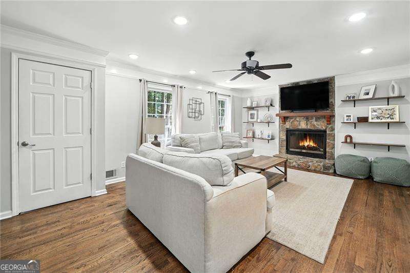 Crabapple Falls - Residential