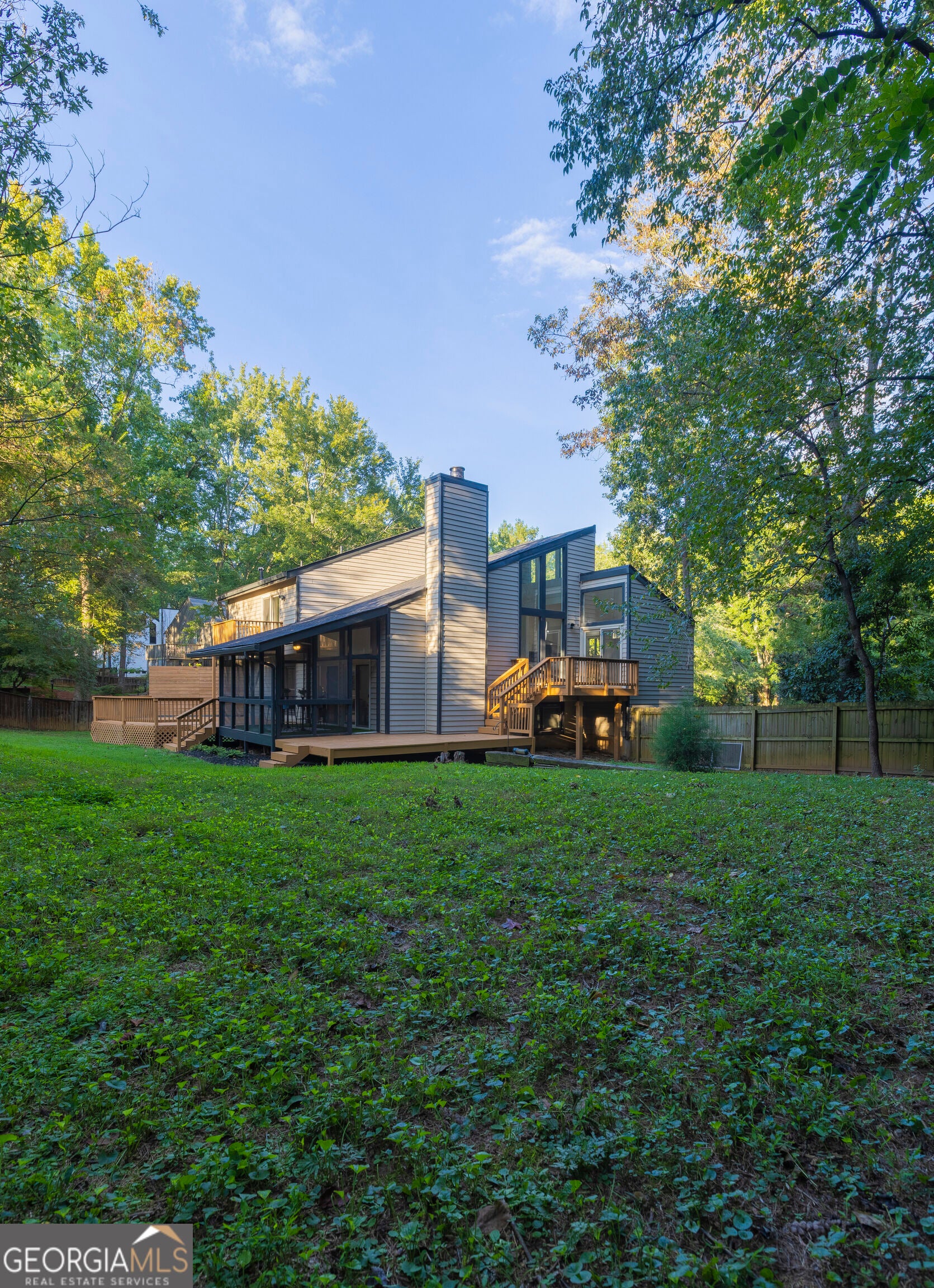 763 Bayliss DR