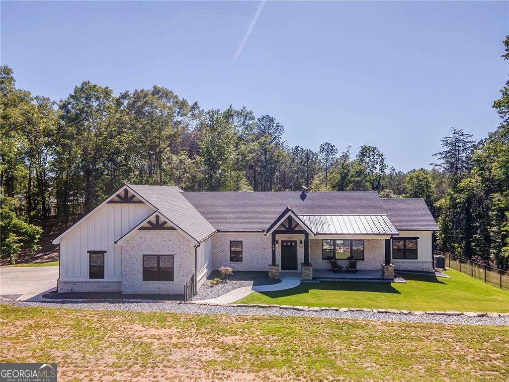 16 Mountain Creek TRL NE
