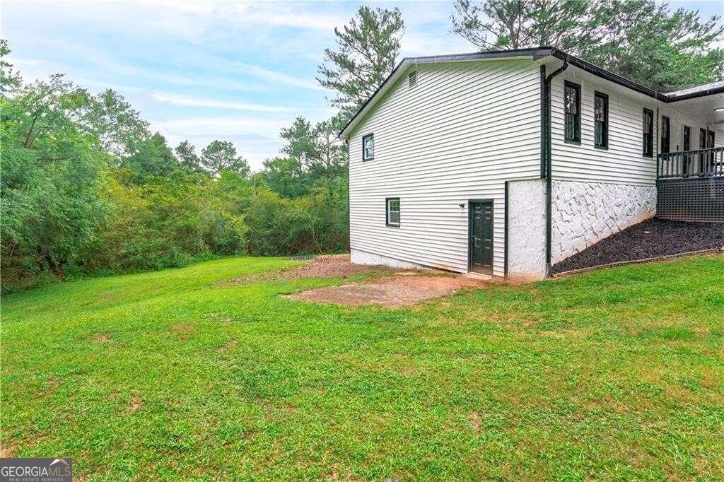 Photo 33 of 33 of 1097 Charlie LN SW house