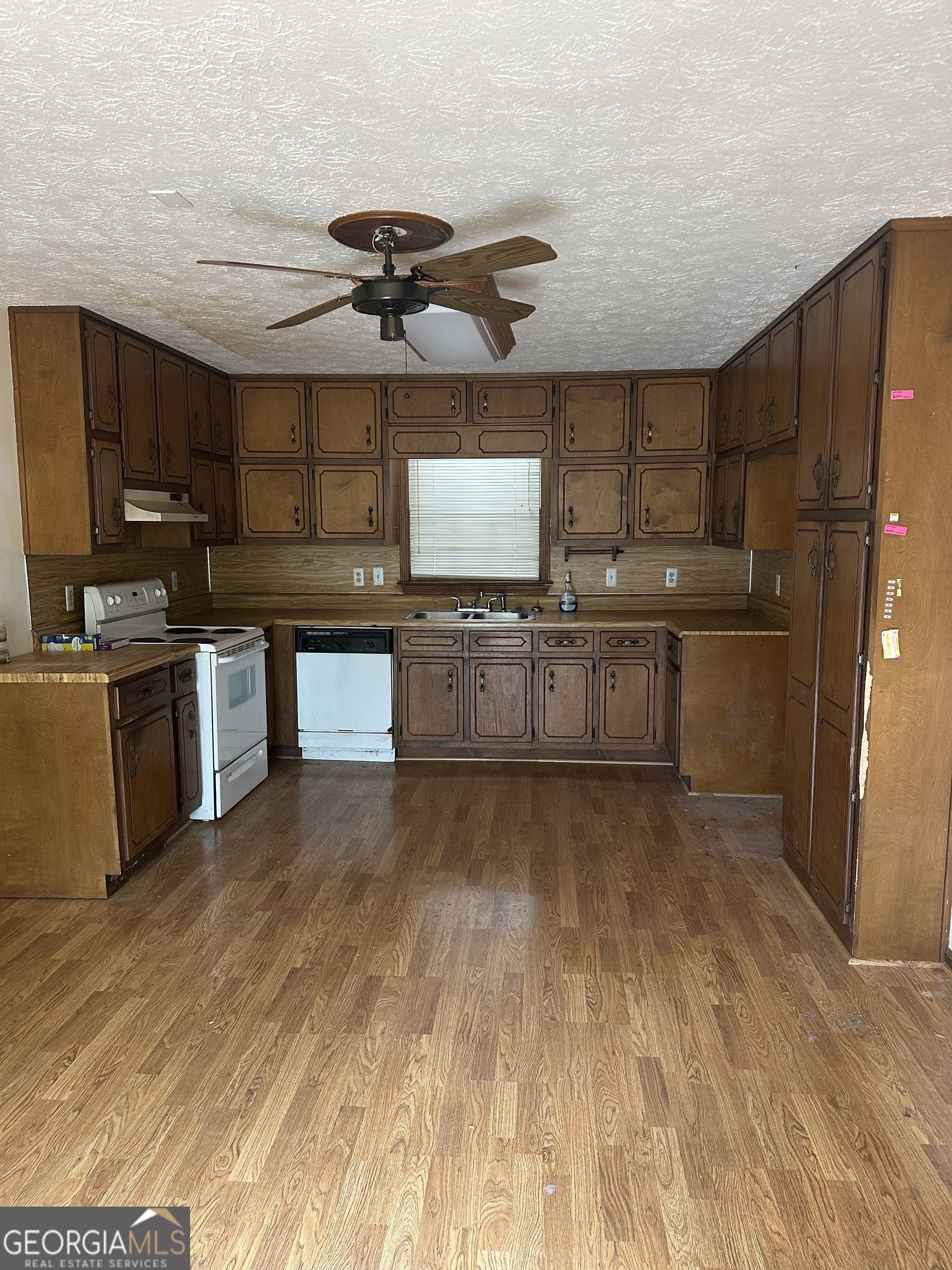 130 Sandy DR