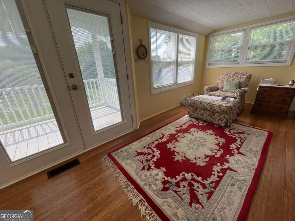 Photo of 131 Hillcrest Drive, Mccaysville, GA 30555 (MLS # 10758063)