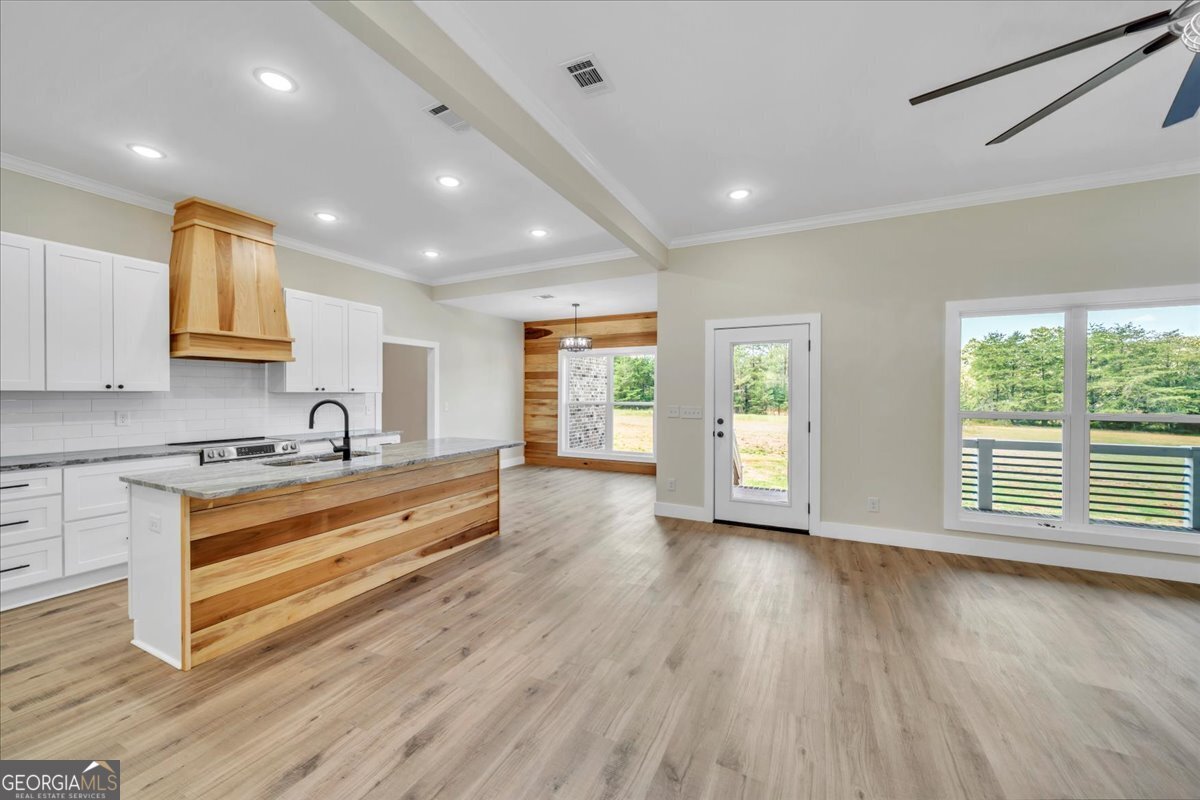 91 River Ridge DR
